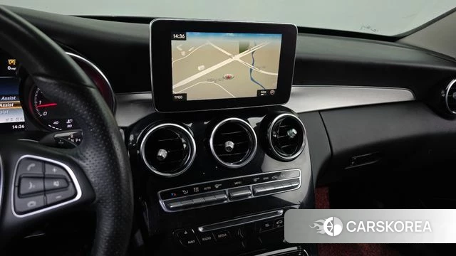 Mercedes-Benz C-Class W205 2018 Черный из Кореи, фото 5