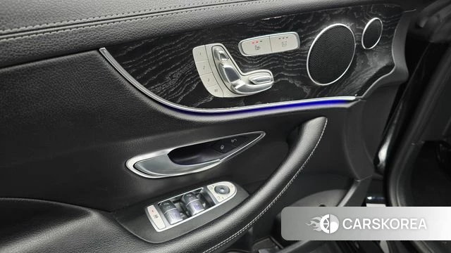 Mercedes-Benz E-Class W213 2018 Черный из Кореи, фото 5