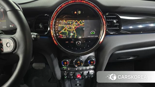 Mini Cooper 2024 Белый из Кореи, фото 5