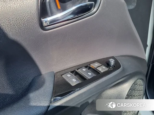 Toyota Prius 4th Generation 2018 Белый из Кореи, фото 5