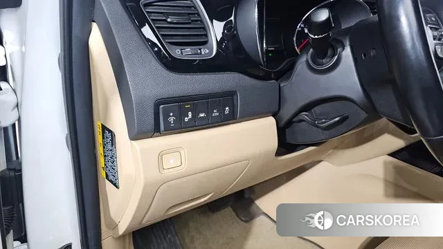 Kia The New Carnival 2019 Белый из Кореи, фото 5