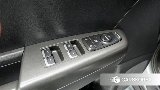 Kia Sportage The Bold 2021 Серебристо-серый из Кореи, фото 5