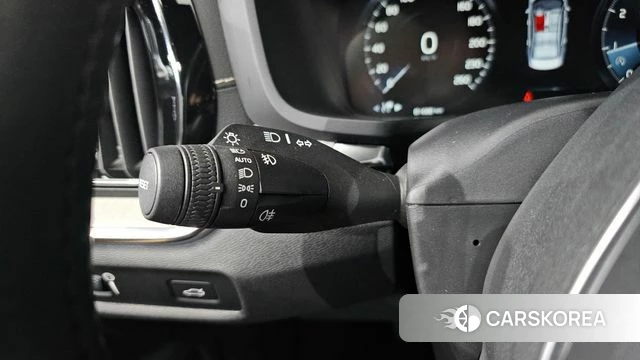 Volvo S60 3rd generation 2020 Белый из Кореи, фото 5