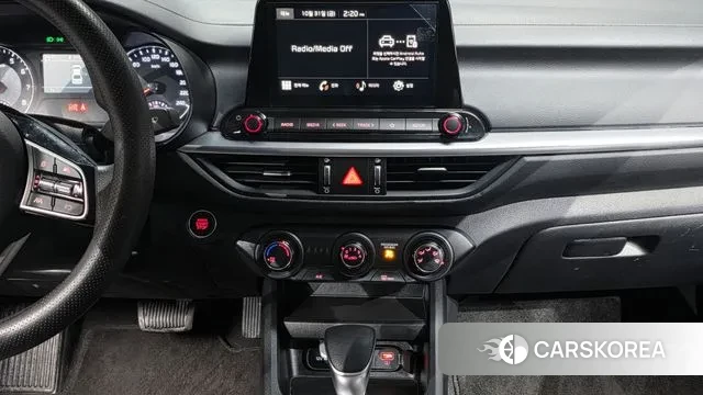 Kia The New K3 2nd generation 2023 Белый из Кореи, фото 5