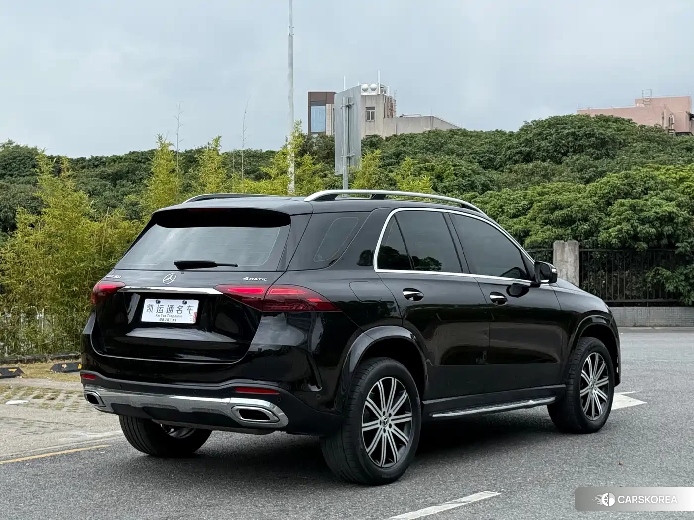 Mercedes-Benz GLE (imported) 2025 Черный из Китая, фото 5