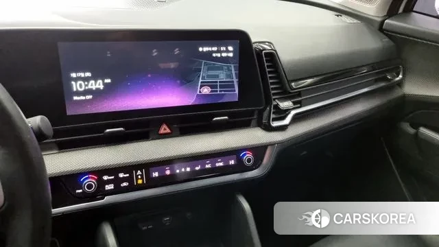 Kia Sportage 5th Generation 2022 Белый из Кореи, фото 5