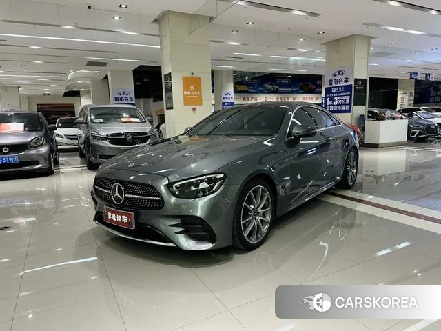 Mercedes-Benz E-class (imported) 2023 Темно-серый из Китая, фото 5