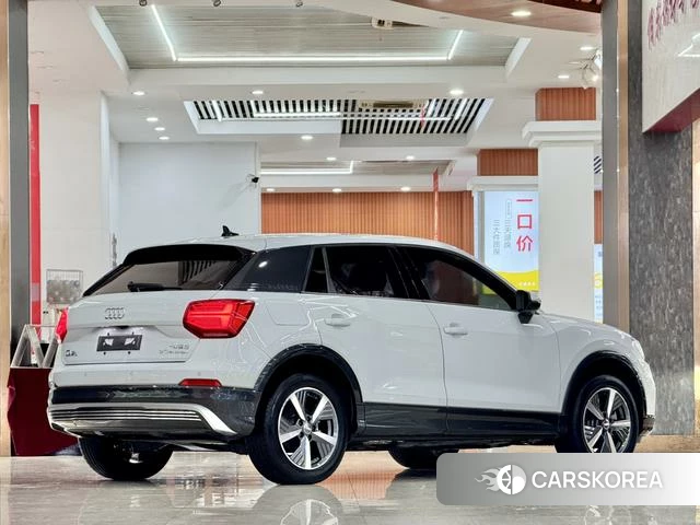 Audi Q2L e-tron 2021 Белый из Китая, фото 5