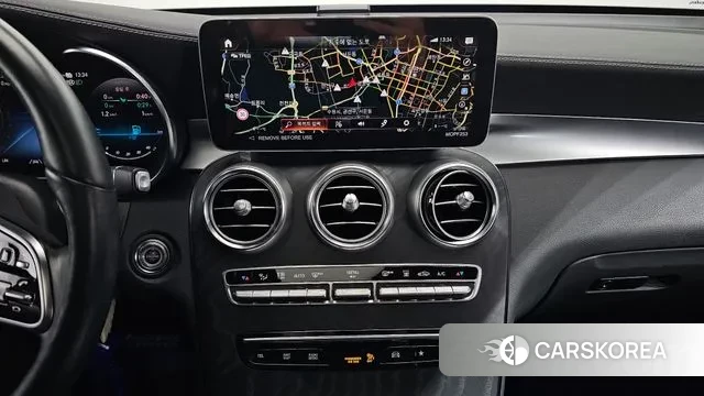 Mercedes-Benz GLC-Class X253 2023 Белый из Кореи, фото 5