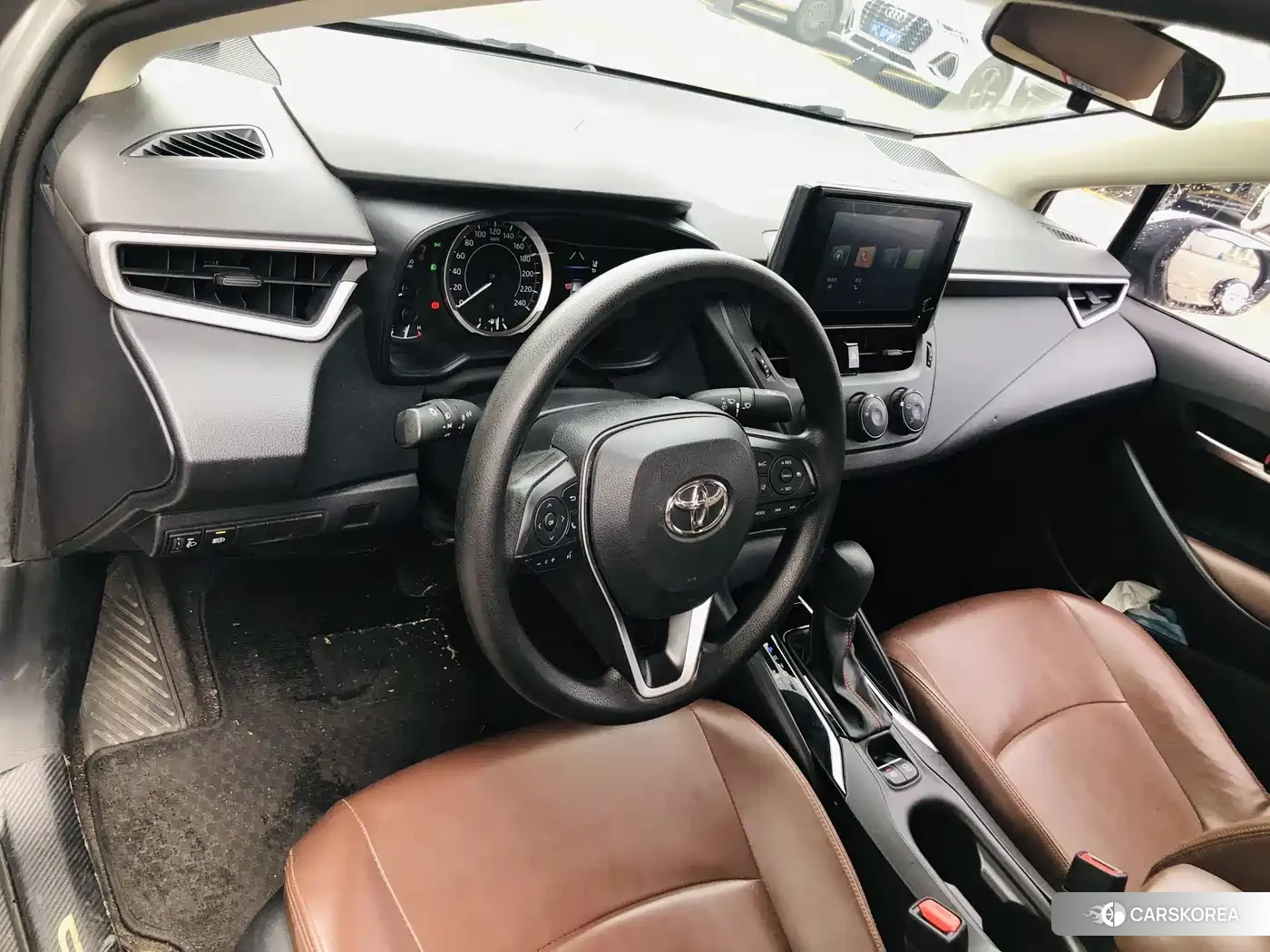 Toyota Corolla 2023 Silver/gray из Китая, фото 5