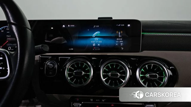 Mercedes-Benz A-Class W177 2020 Белый из Кореи, фото 5