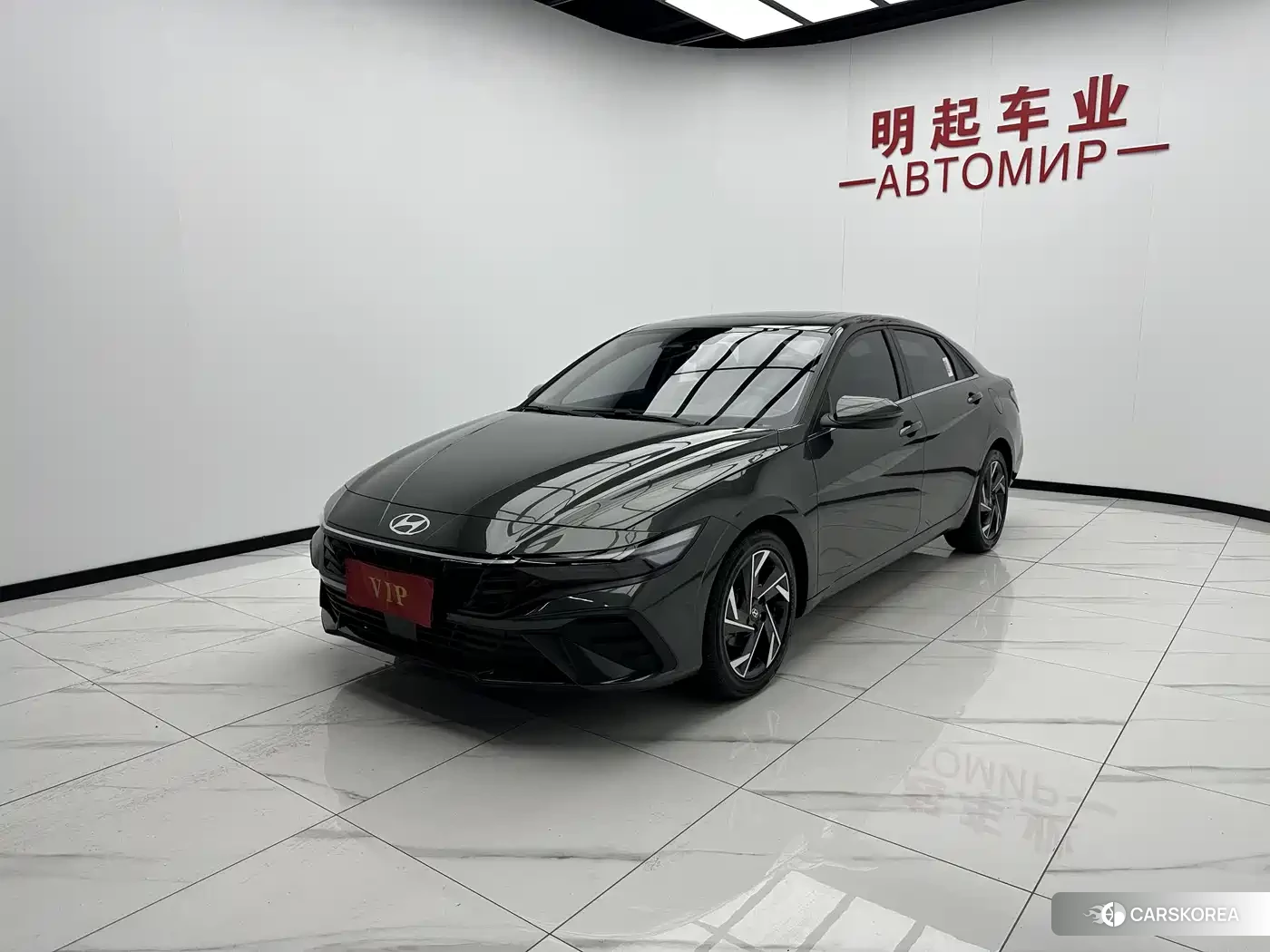 Hyundai Elantra 2023 Silver/gray из Китая, фото 5