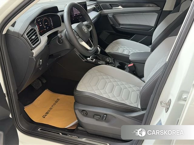 Volkswagen Tanyue 2023 Белый из Китая, фото 5