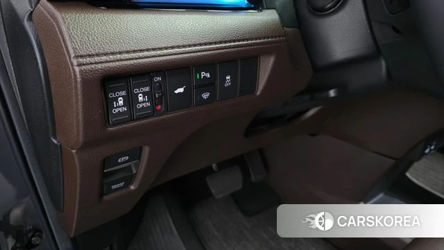 Honda Odyssey 2025 Серый из Кореи, фото 5