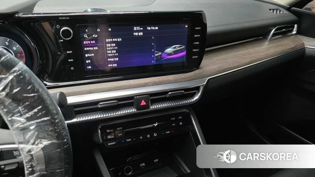 Kia K5 3rd generation 2023 Черный из Кореи, фото 5