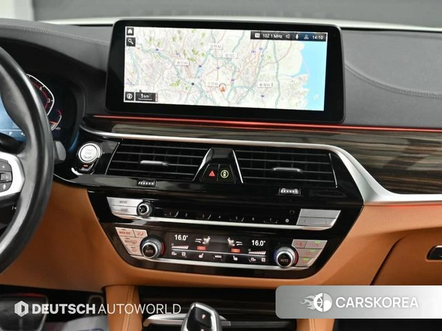 BMW 5 Series (G30) 2021 Белый из Кореи, фото 5