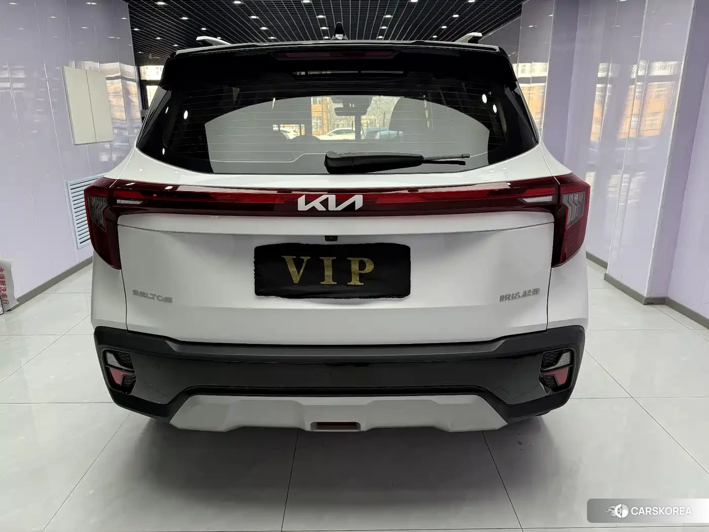 Kia Seltos 2023 Белый из Китая, фото 5