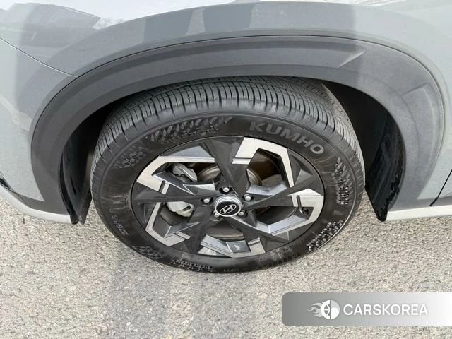 Hyundai ix35 2023 Серебристо-серый из Китая, фото 5