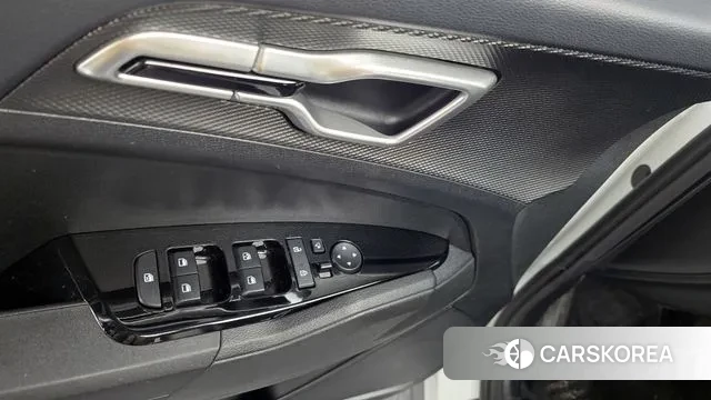 Kia Sportage 5th Generation 2022 Белый из Кореи, фото 5