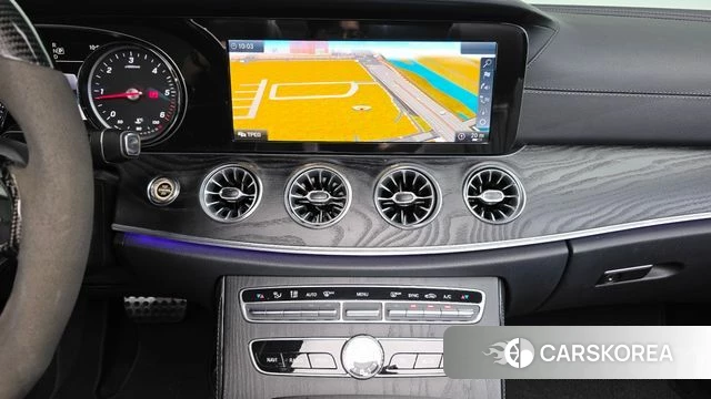 Mercedes-Benz E-Class W213 2018 Черный из Кореи, фото 5