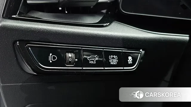 Kia Di Ol Nu Niro 2024 Белый из Кореи, фото 5