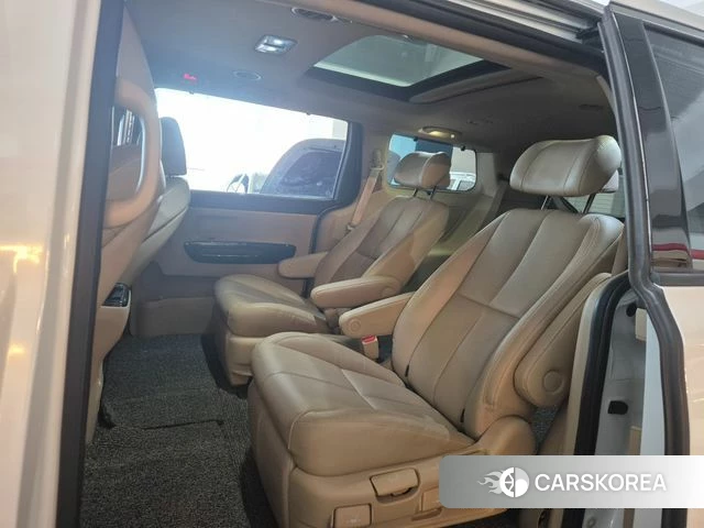Kia The New Carnival 2018 Белый из Кореи, фото 5