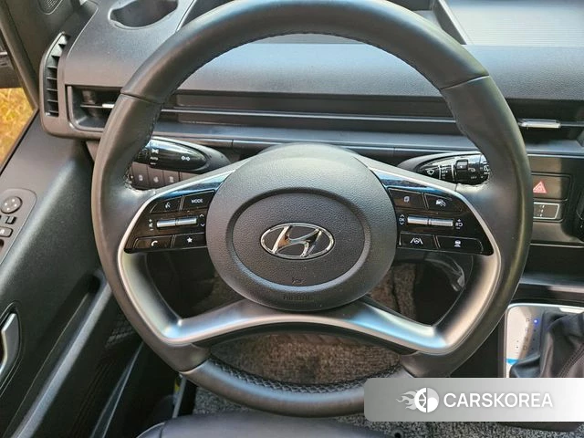 Hyundai Staria 2023 Белый из Кореи, фото 5