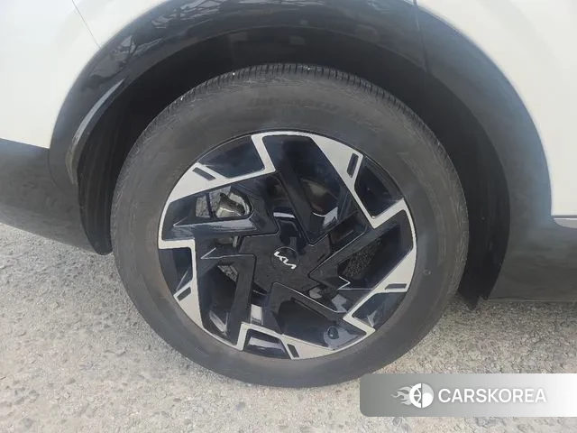 Kia Sportage 5th Generation 2022 Белый из Кореи, фото 5