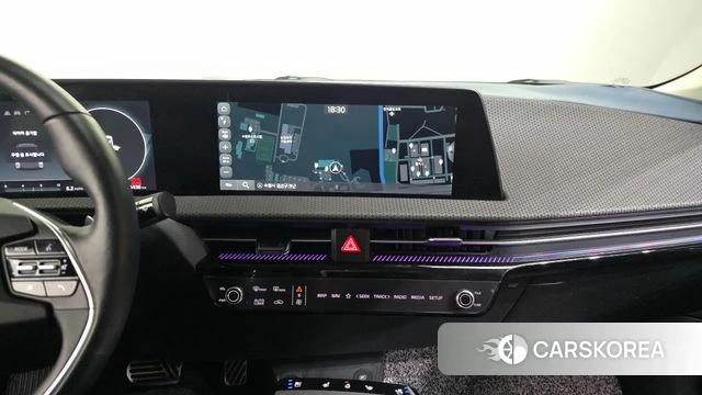 Kia EV6 2021 Красный из Кореи, фото 5