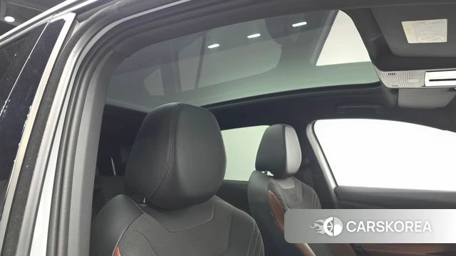 Volkswagen ID.4 2023 Белый из Кореи, фото 5