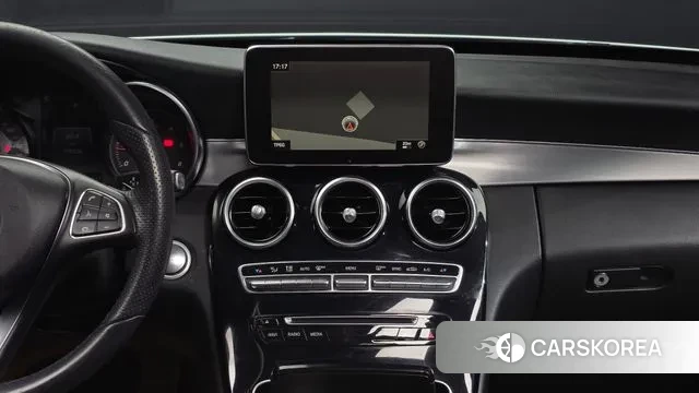 Mercedes-Benz C-Class W205 2018 Белый из Кореи, фото 5