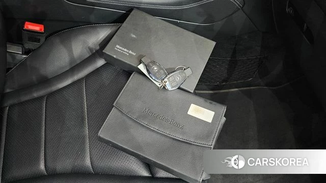Mercedes-Benz GLC-Class X253 2019 Белый из Кореи, фото 5