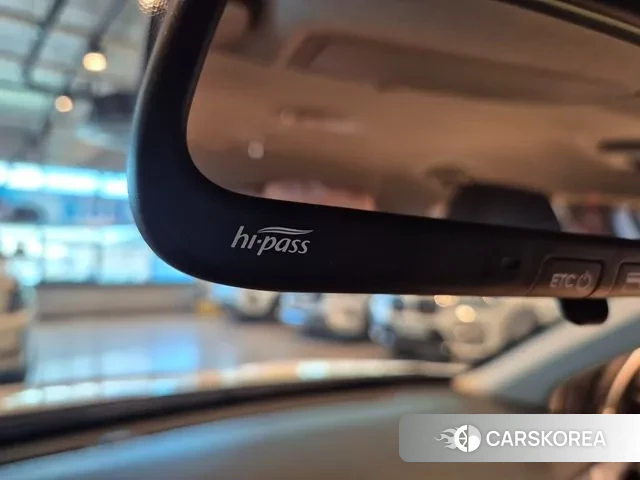 Kia Stonic 2018 Белый из Кореи, фото 5