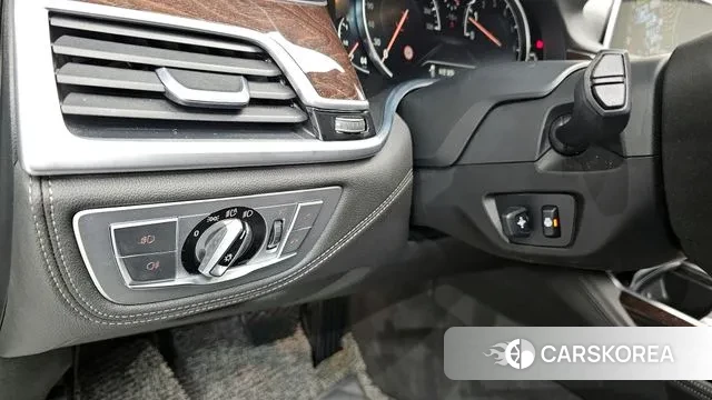 BMW 7 Series (G11) 2018 Серый из Кореи, фото 5