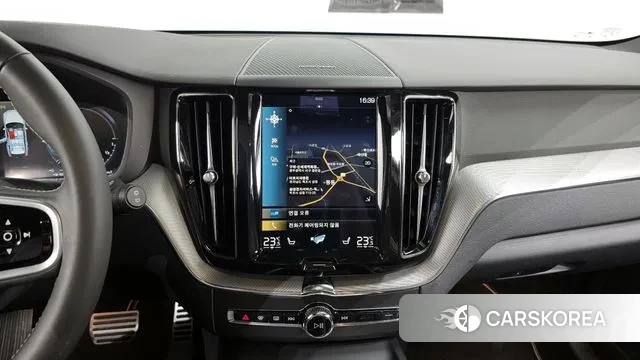 Volvo XC60 second Generation 2020 Белый из Кореи, фото 5