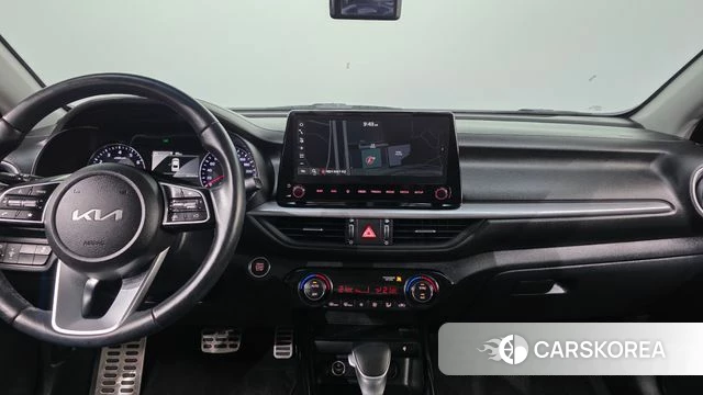 Kia The New K3 2nd generation 2023 Белый из Кореи, фото 5