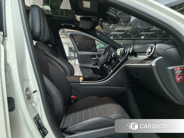 Mercedes-Benz Class C 2024 Белый из Китая, фото 5