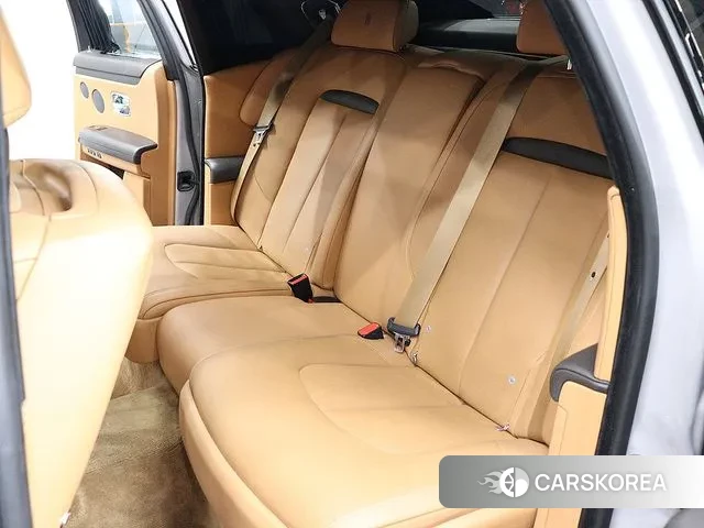 Rolls-Royce Ghost 2nd Generation 2021 Цвет галактики из Кореи, фото 5
