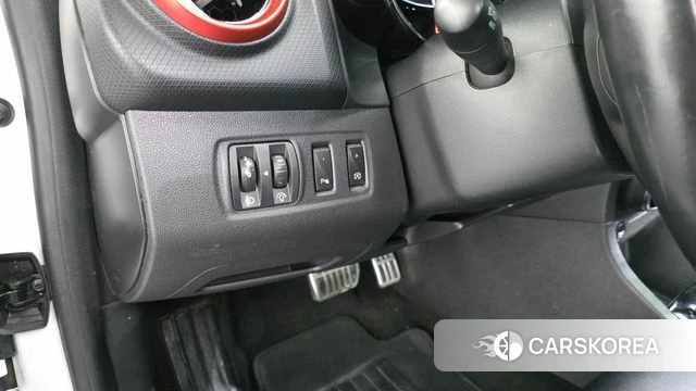Renault Korea (Samsung) Clio 2018 Белый из Кореи, фото 5