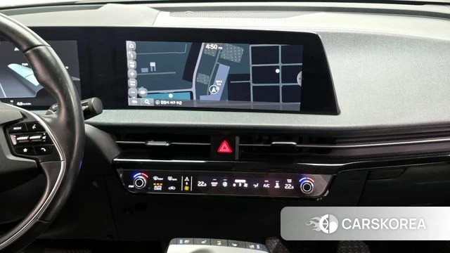 Kia EV6 2023 Черный из Кореи, фото 5