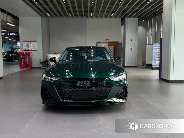Audi A7 2021 Зеленый из Китая, фото 5