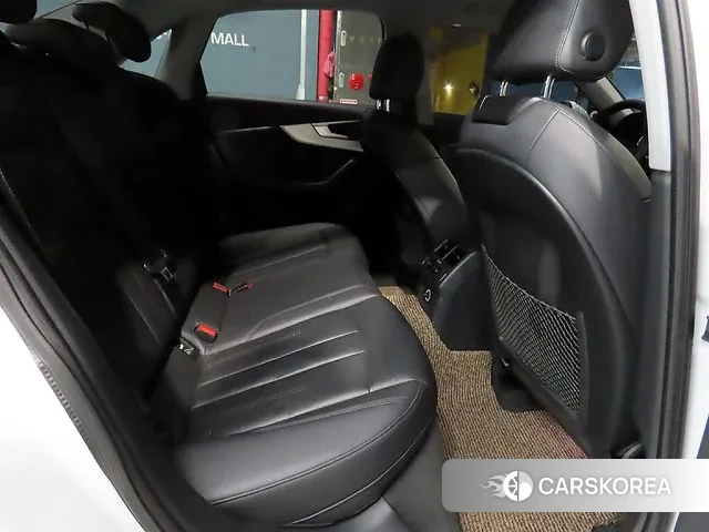 Audi A4 (B9) 2018 Белый из Кореи, фото 5