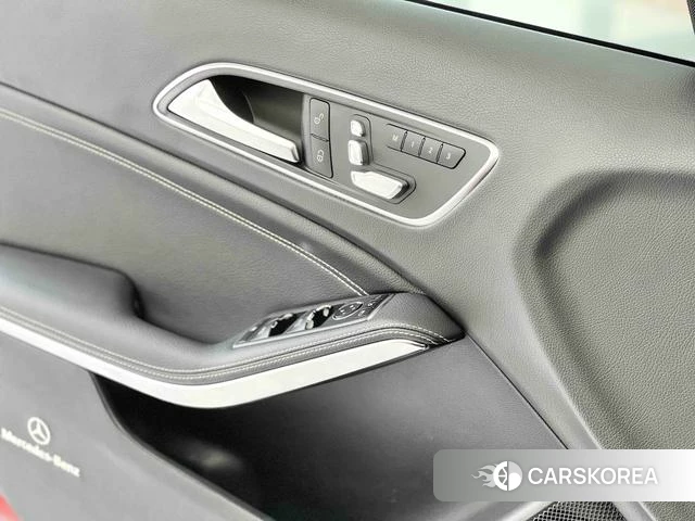 Mercedes-Benz GLA 2018 Красный из Китая, фото 5