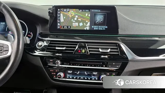 BMW 5 Series (G30) 2018 Черный из Кореи, фото 5
