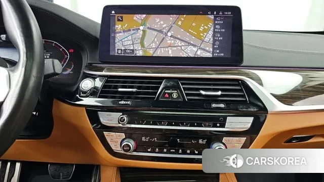 BMW 5 Series (G30) 2020 Серый из Кореи, фото 5