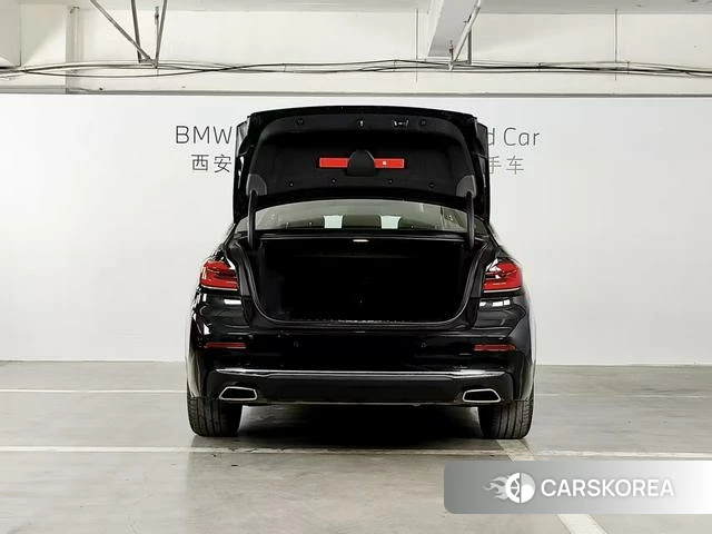 BMW 5 series 2024 Черный из Китая, фото 5