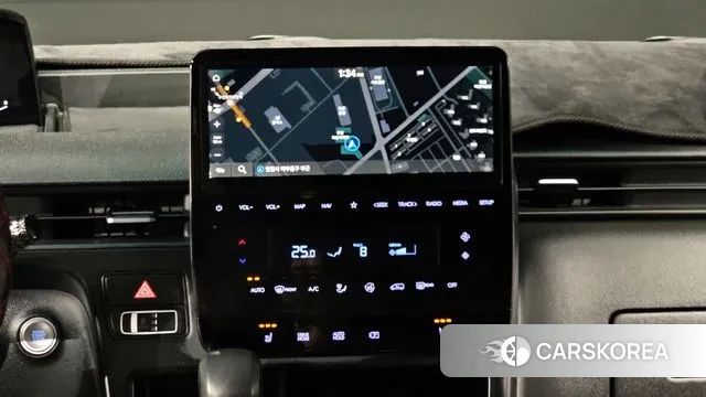 Hyundai Staria 2023 Белый из Кореи, фото 5