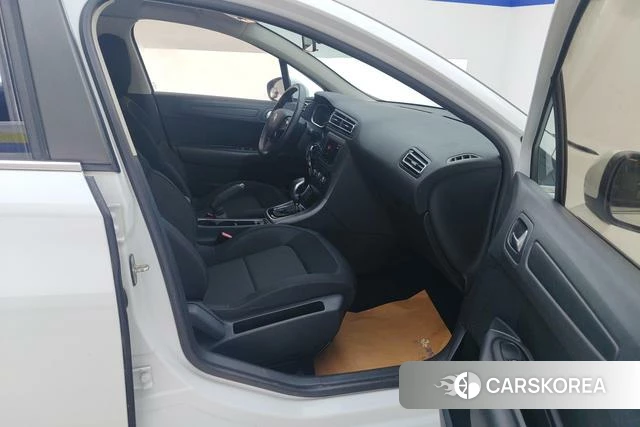 Citroen C4 Sega 2018 Белый из Китая, фото 5