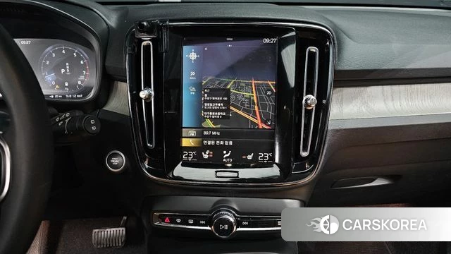 Volvo XC40 2021 Белый из Кореи, фото 5