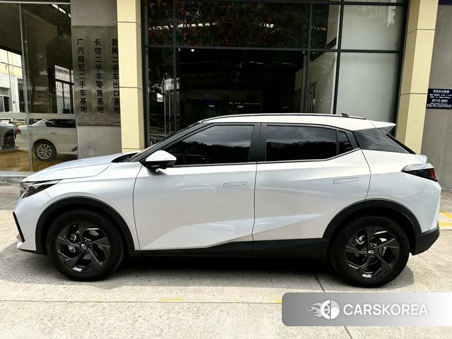GAC Trumpchi Trumpchi GS3 2023 Серебристо-серый из Китая, фото 5
